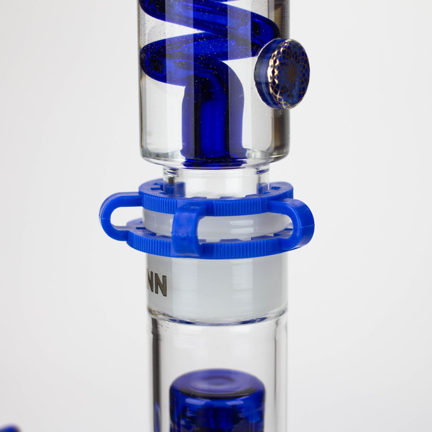 WELLCANN | 18" Glycerine Detachable Glass Bong [560]_12