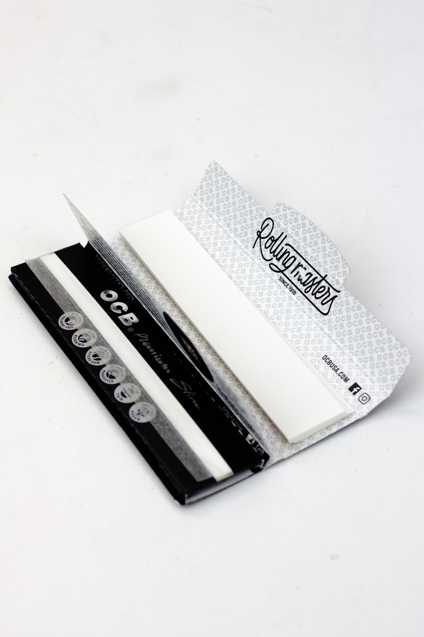 OCB King Slim Premium rolling paper with Tips_1