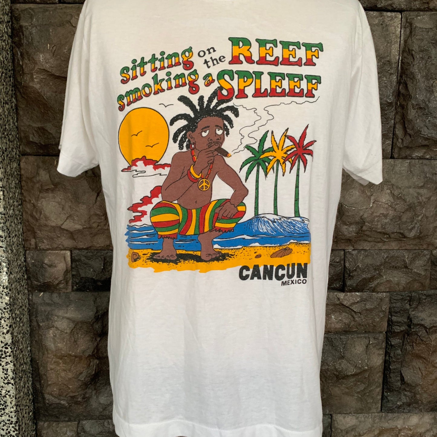 Vintage sitting on the reef smoking s spleef cancun maxico 90s Reggae Rasta T Shirt Tourist